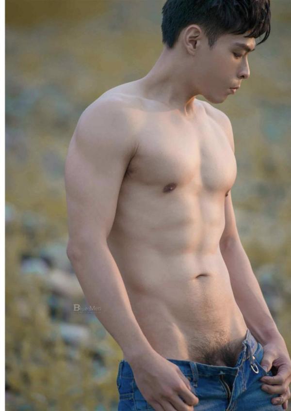 WHOSEMAN-NO.63-EbookVideo